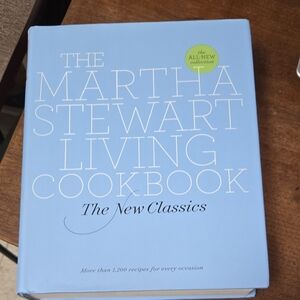 Martha Stewart Living Cookbook - The New Classics